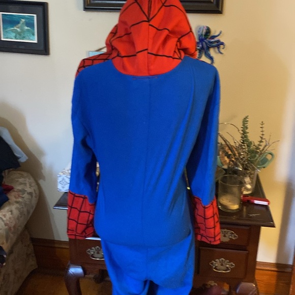 Spider-Man Hooded Pjs in Red and Blue - Picture 5 of 7